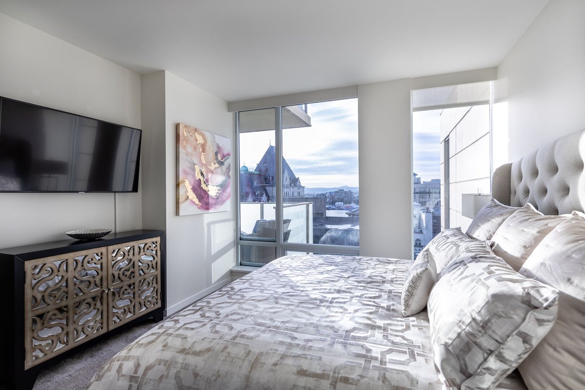 Waterfalls Hotel Luxury Suite