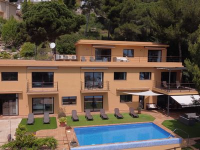 VILLA LA CALA with swimming pool & sea view