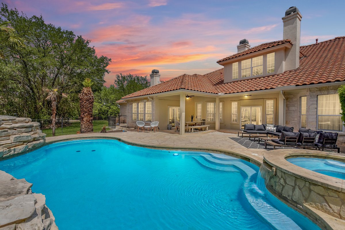 Luxury Home, Fire Pit, Pool, Hot Tub