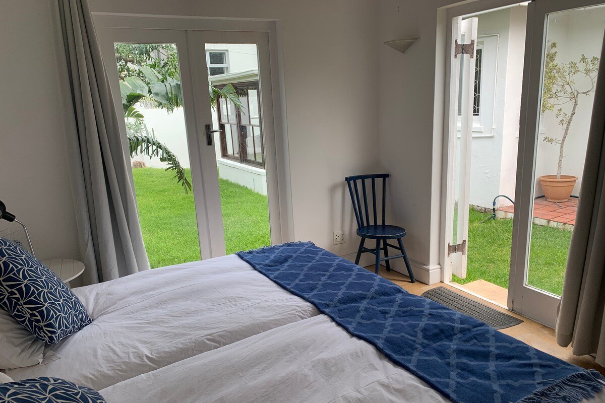 Houghton Hues gallery image 4