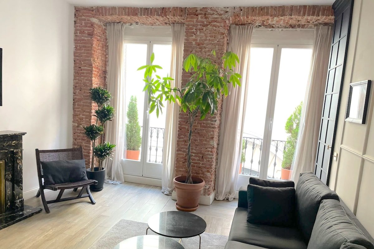 NEW APARTMENT IN CITY-CENTER, GRAN VIA gallery image 3