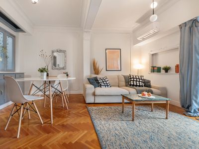 Museum 3 bdr apt -FIX Friends & Family Athens