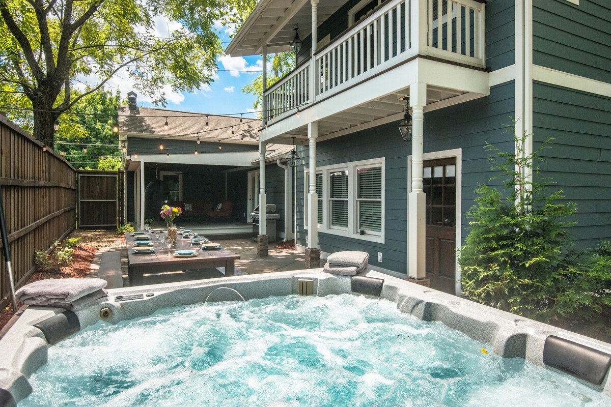 Big Blue – Nashville’s Premiere Home for Groups gallery image 3