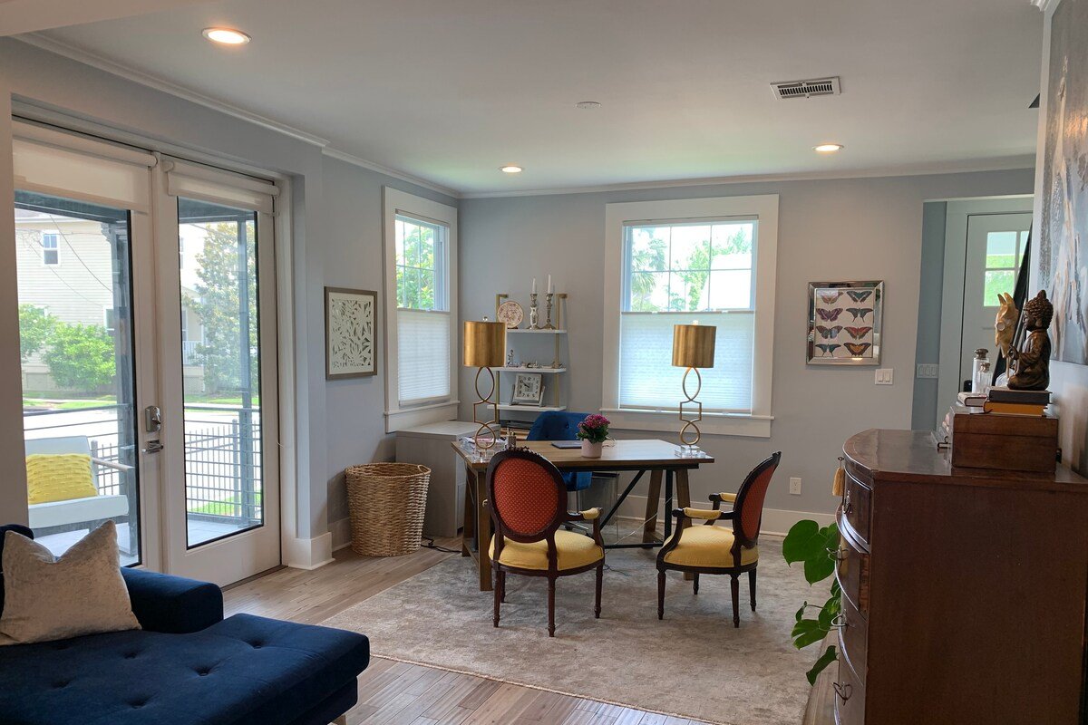 ByTulane&Loyola Univ Modern Sunny Close gallery image 3