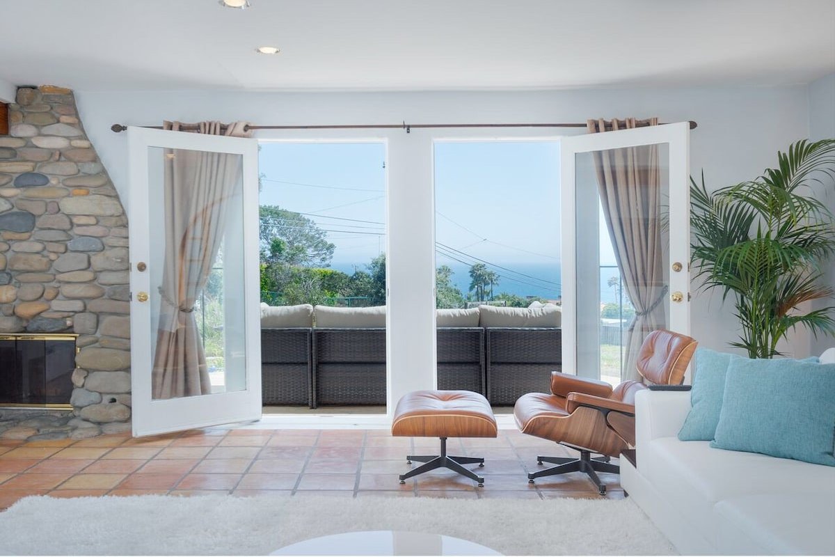 Malibu Views Walk 2 Beach NO FIRE damage PCH OPN gallery image 2