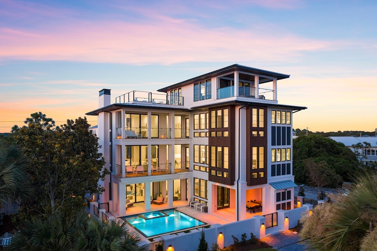 Above & Beyond|Easy Beach Access|Gulf Views|Pool gallery image 3