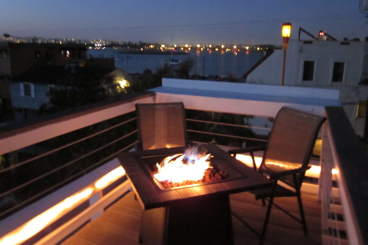 5 Bedroom Water View Home – South Mission Beach gallery image 2