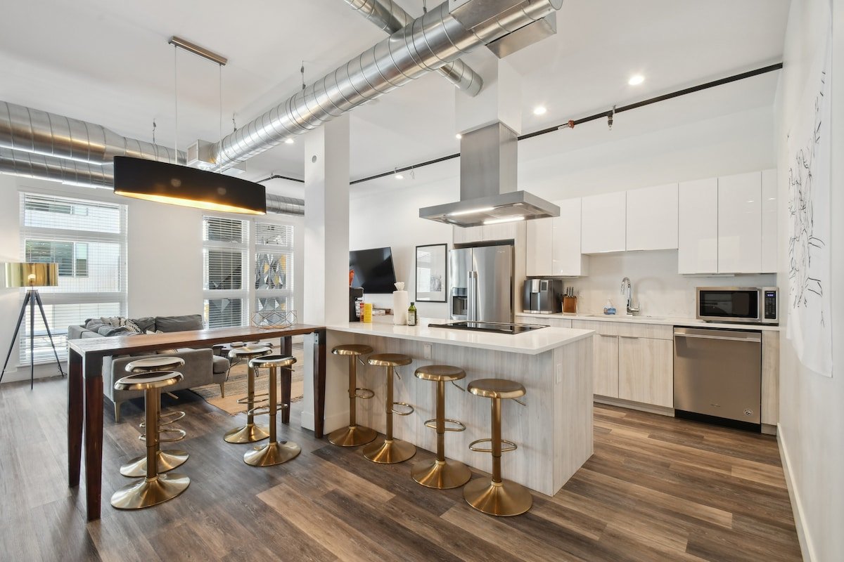 Cowboy Muse | RiNo Art Lofts gallery image 3