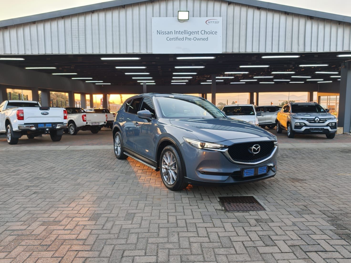 MAZDA CX-5 2.2DE AKERA  for Sale in South Africa