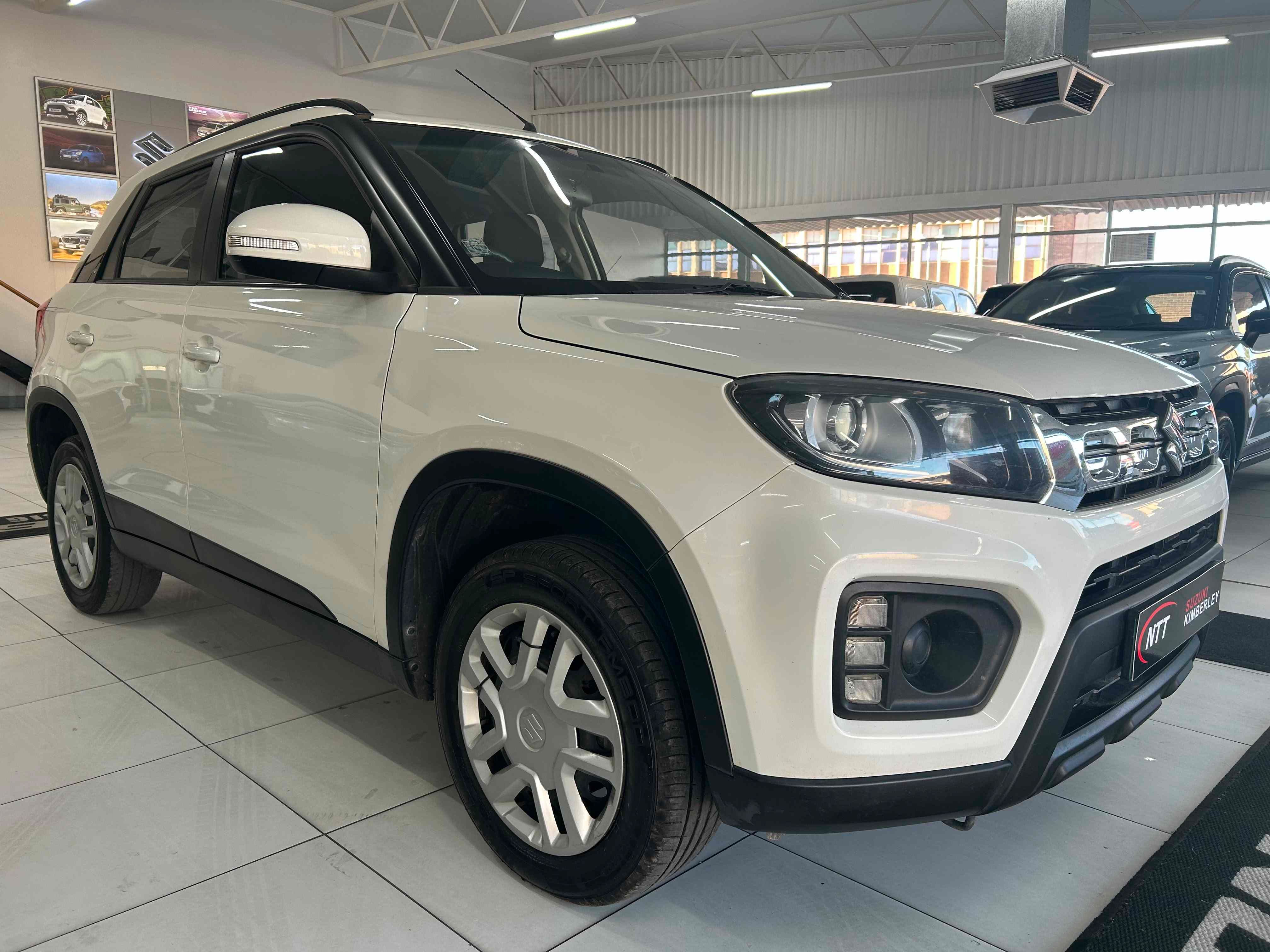 SUZUKI VITARA BREZZA 1.5 GL for Sale in South Africa