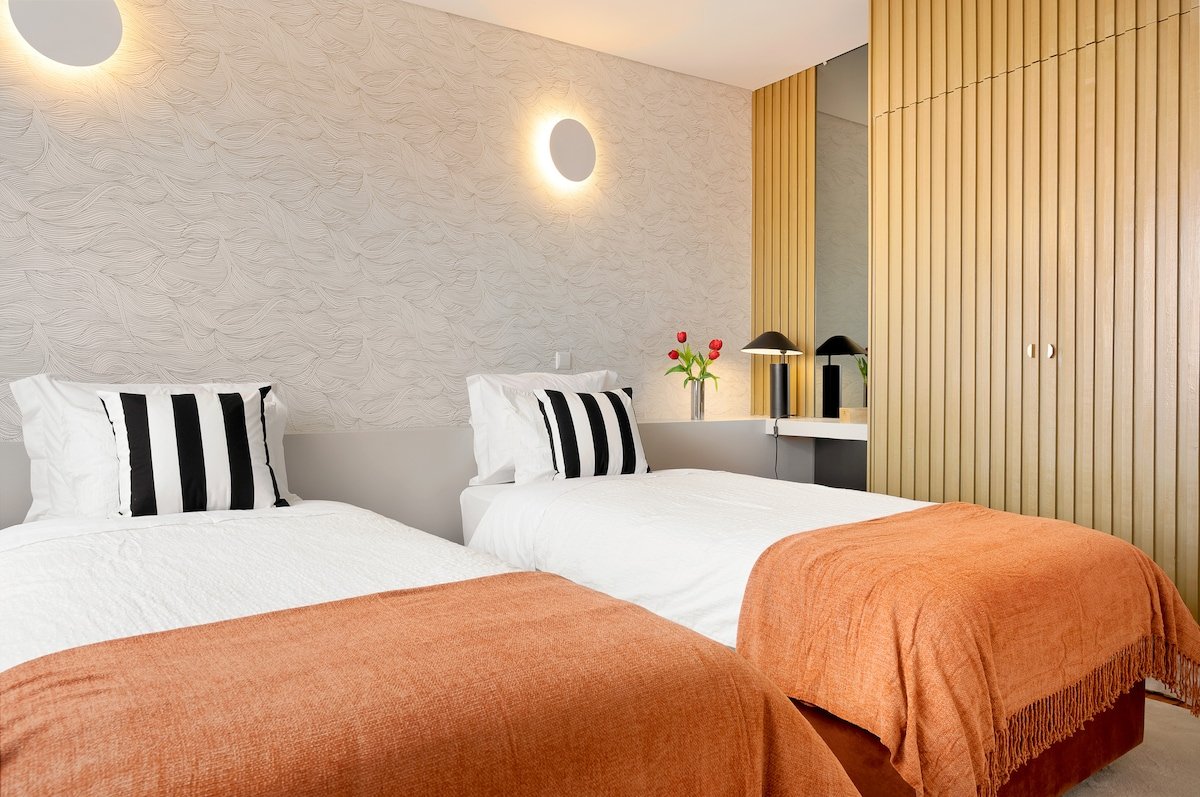 Cativo Rooftop Balcony at Porto Historic Center gallery image 5