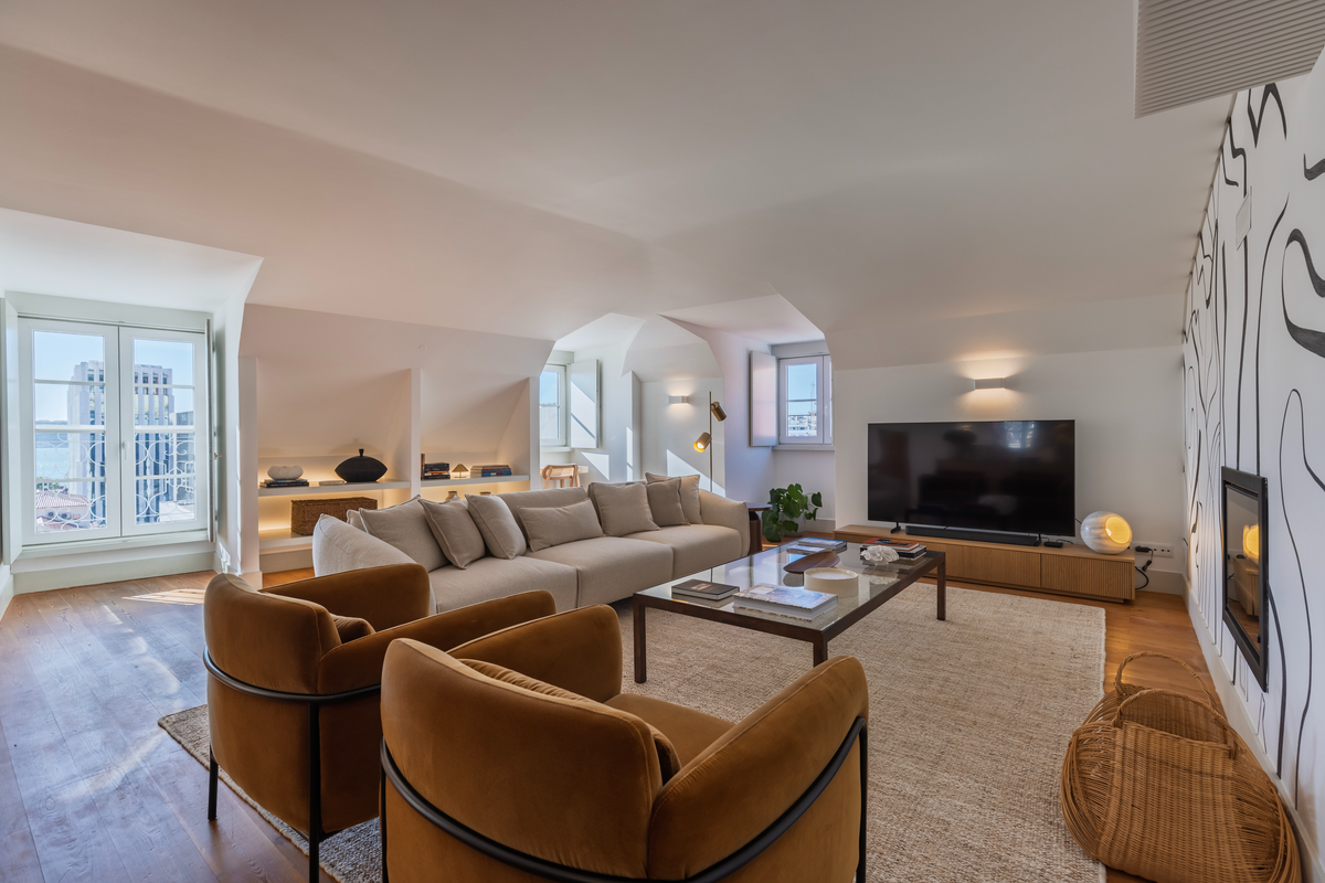 Tagus Riverview Penthouse