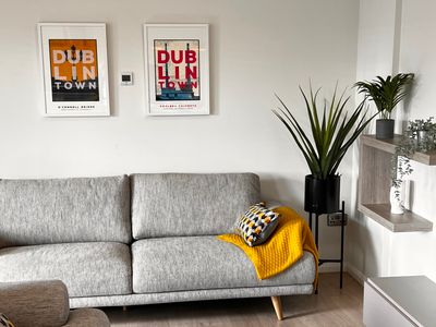 Modern Gated 5 Bed Apartment close to Luas Line