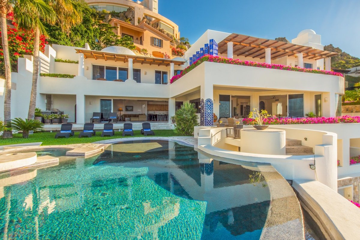 Ocean & Pedregal Views: Villa Perla by Cabo Villas gallery image 2