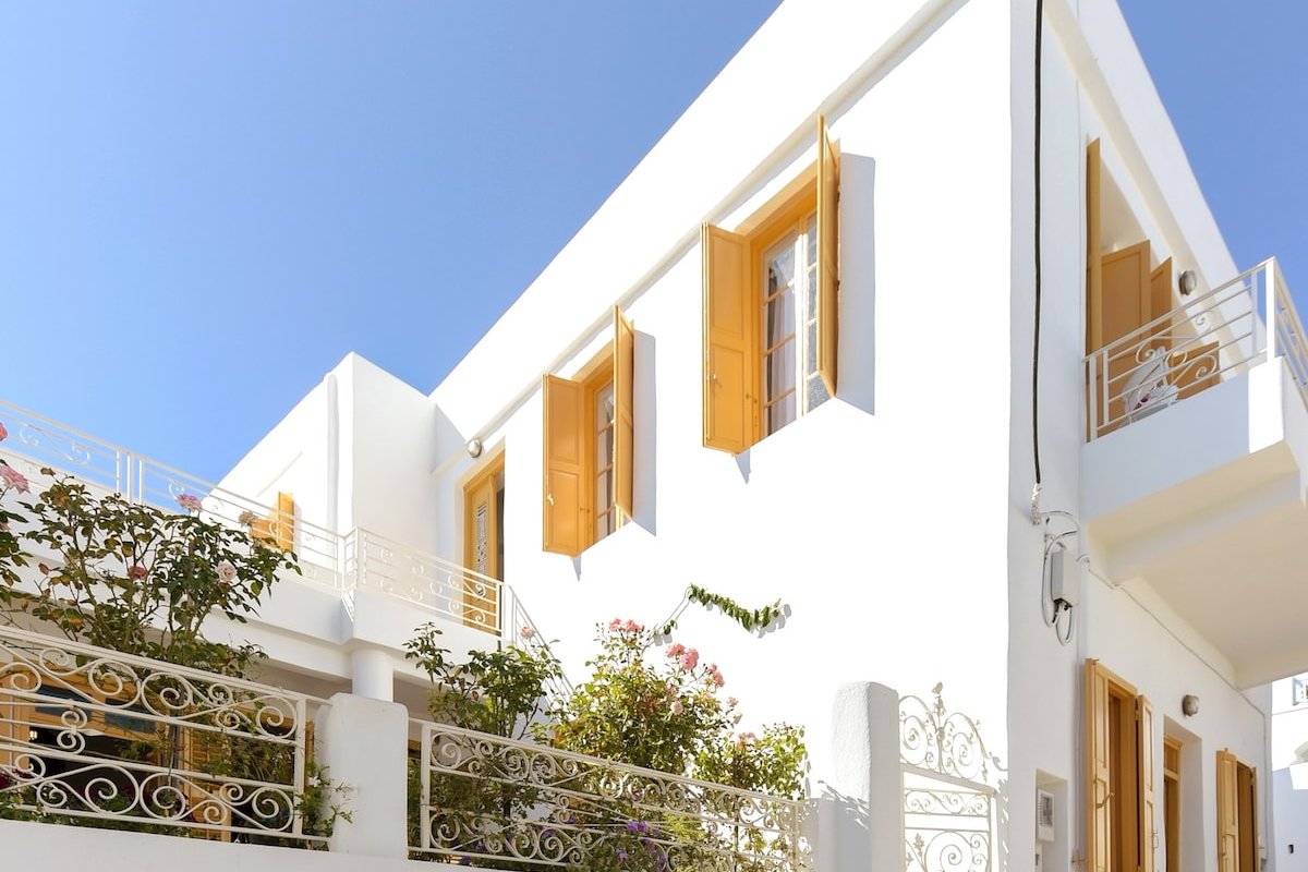 Deux Siècles Villa – Central Apollonia gallery image 5