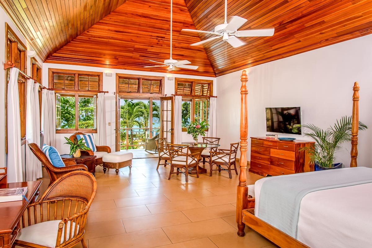 Idle Awhile Villas- Almond 4 Bedroom Villa, Negril gallery image 4