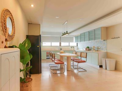 【台北車站1min】5-8人三房兩衛/直達西門、士林夜市、淡水