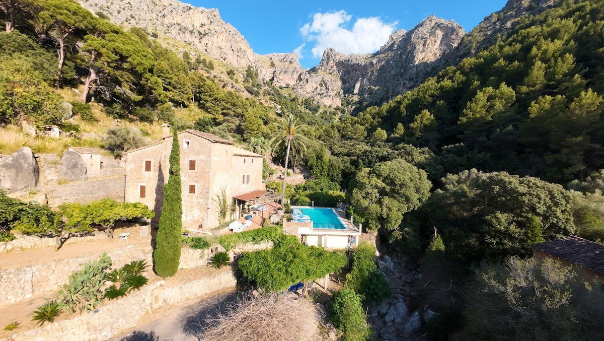 Finca Can Lleig with superb views gallery image 4