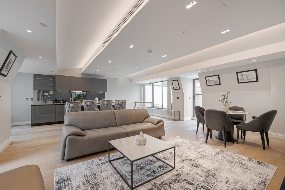 Luxury 2 bed Duplex Kensington Olympia w A/C lift