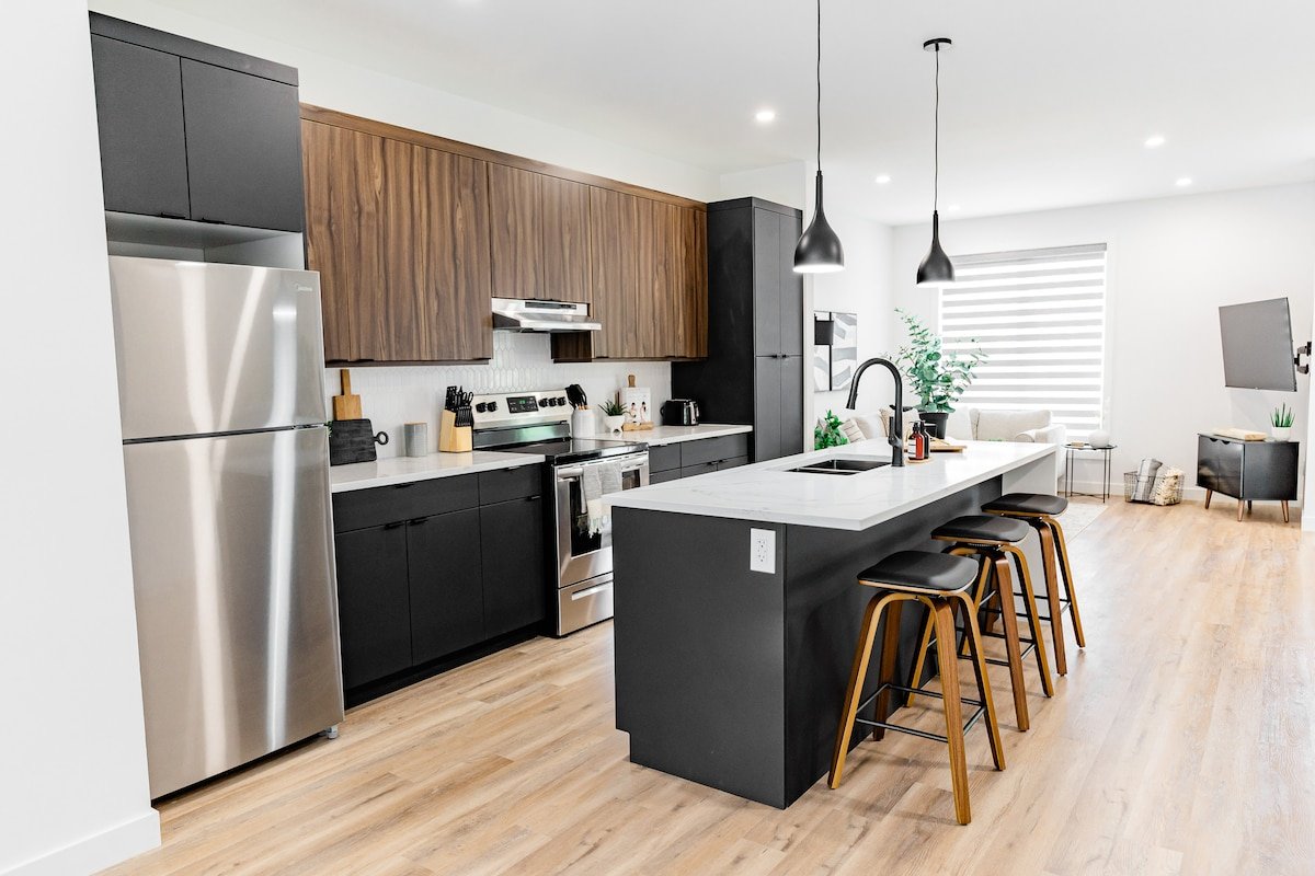 *1min Riverview Health 7min Downtown Free Parking gallery image 3