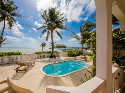Ocean View Villa – Close To Town With Pool!
