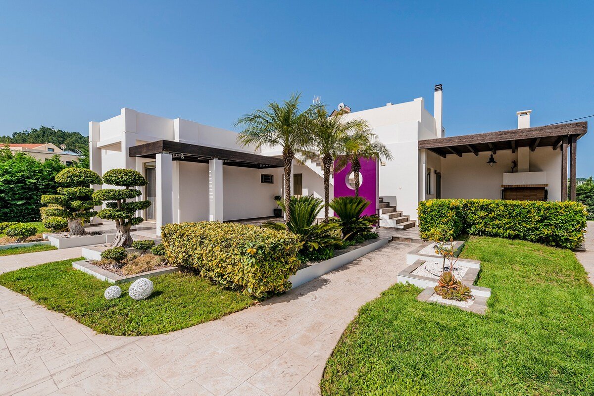 Filerimos Oasis Villa gallery image 4