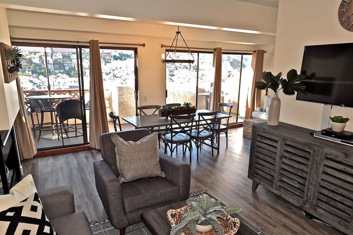 Beautiful Multi-Unit Paradise Retreats B37 and B45 gallery image 4