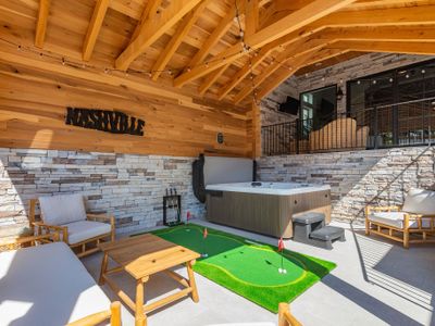 The Golden Oak | 2 Min to Geodis | 10 Min to BDWY