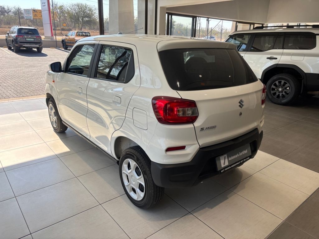 Used car gallery