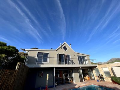 Eco-Friendly 3 Bed House Plus 1 Large Bed Cottage