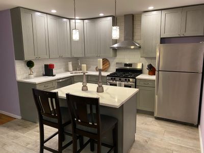 30 Day Minimum Newly renovated 4-Bedroom Duplex