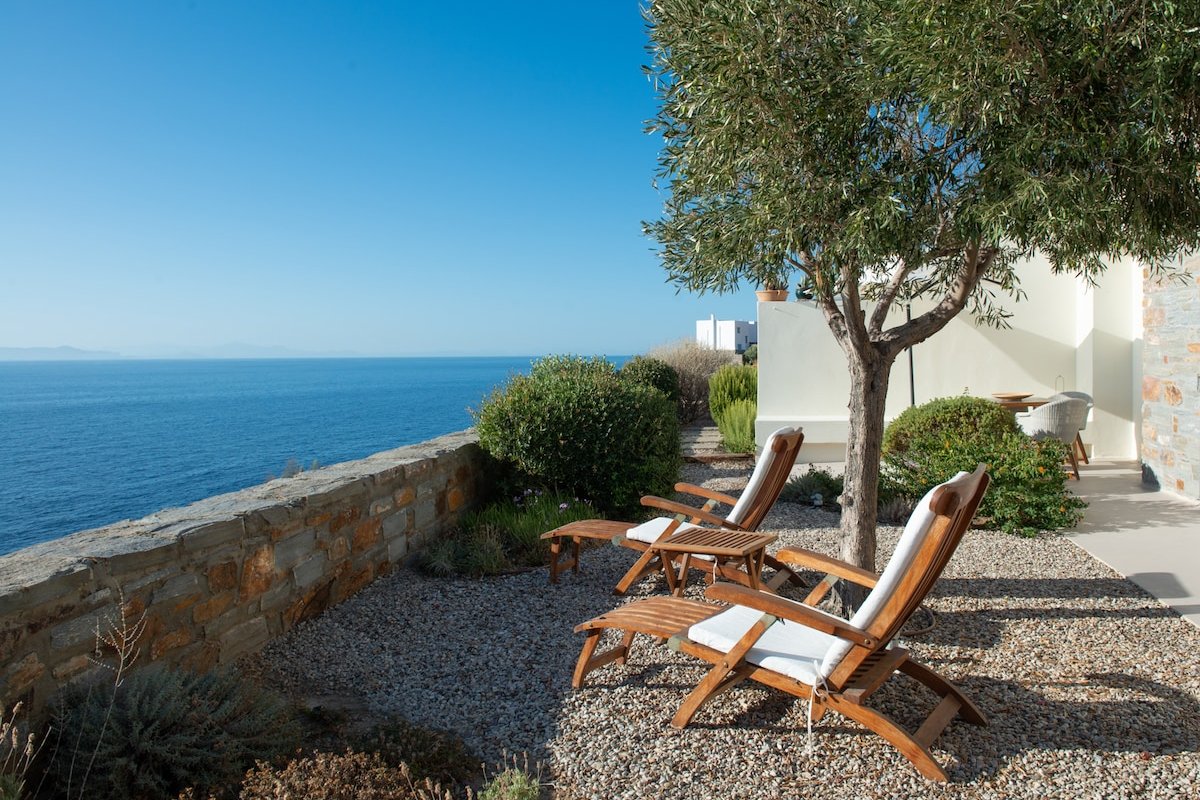 VILLA YaLITA | Unique Stylish Villa in Kea, Greece gallery image 4