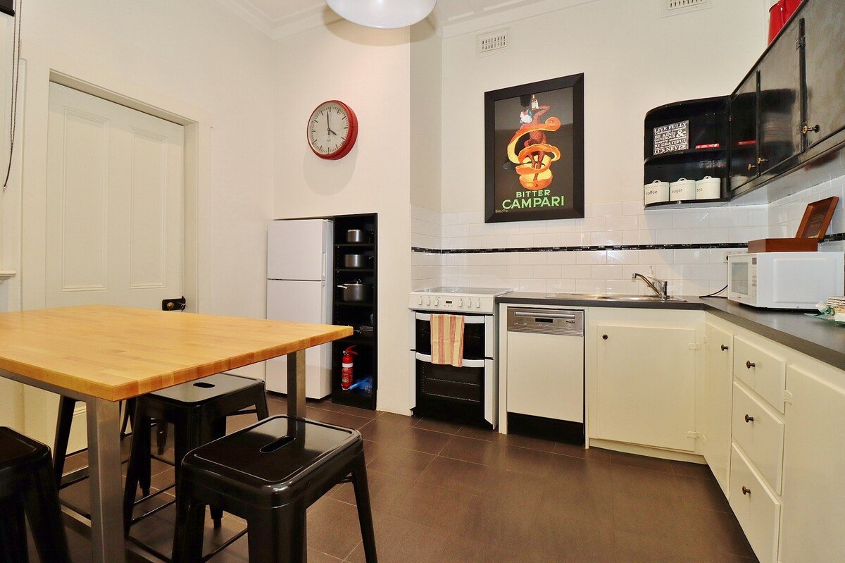 McKenzie House gallery image 5