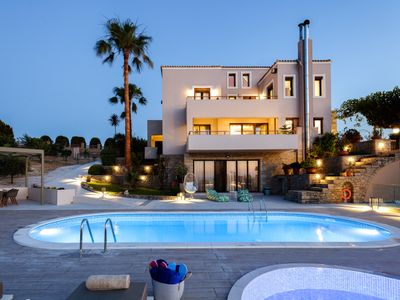 Luxury Villa Natura – With Private Heated Pool