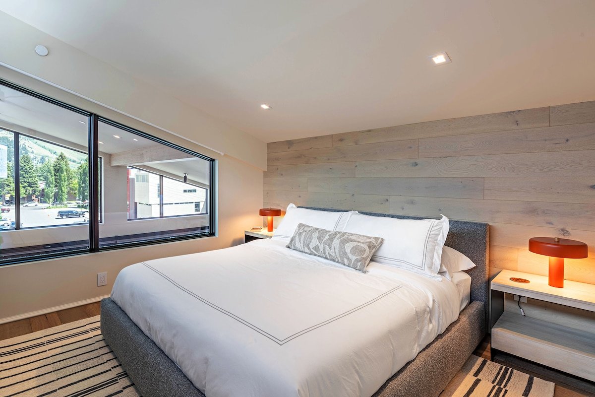 Eagle’s Rest – Top floor 3BR Luxury Residence gallery image 3