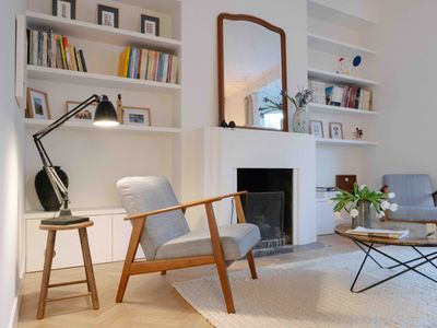 Spacious & charming flat in Chatelain disctrict