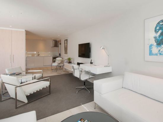 Photo 2 of South Beach Apartments – Classic Suite accommodation in Camps Bay, Cape Town with 1 bedrooms and 1 bathrooms