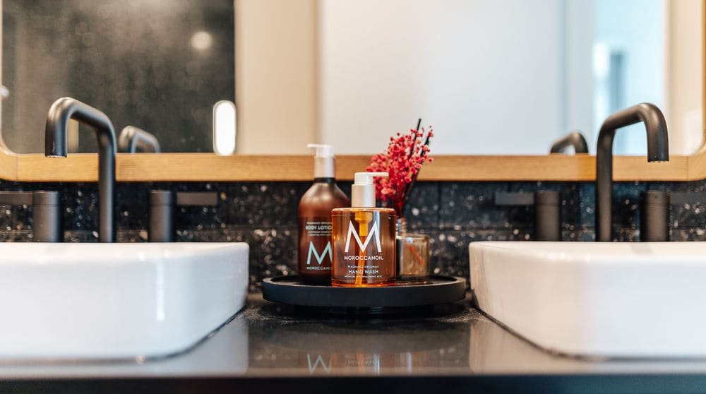 31F Luxury Rainey St Penthouse w rooftop pool gallery image 4