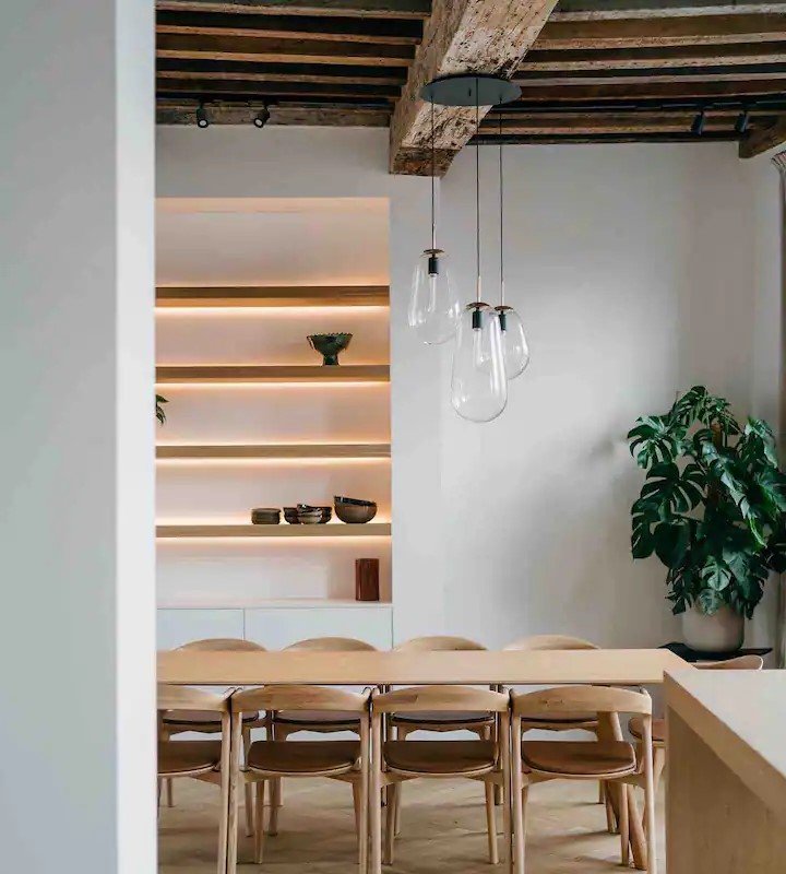 Kozy Home · Spacious Luxurious home