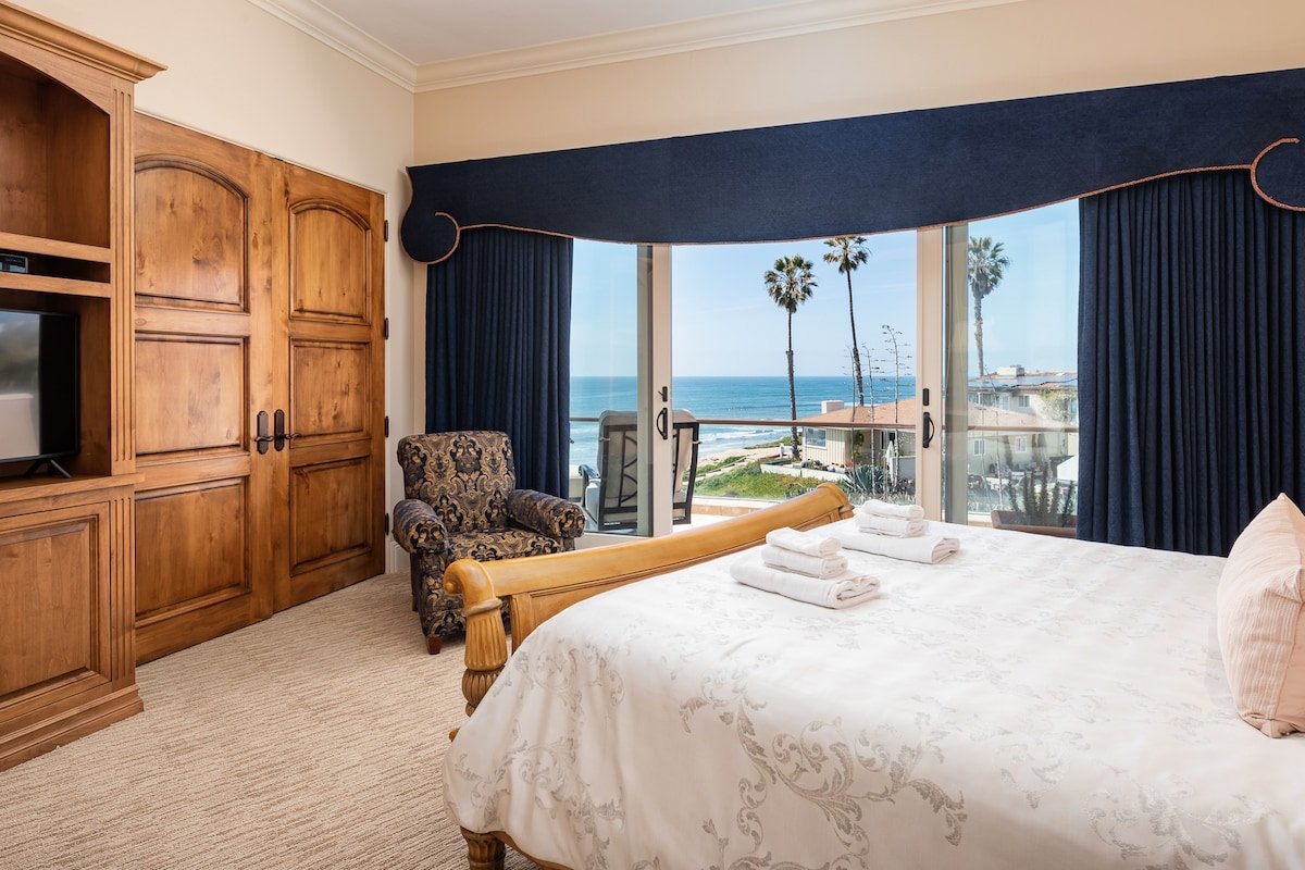 Ocean & Spa – Crystal Shores Villa gallery image 5