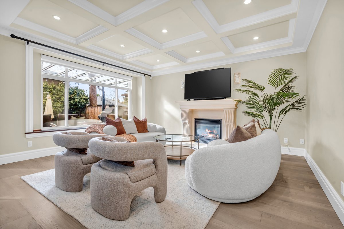 Spacious Luxurious Retreat – 9min from Downtown