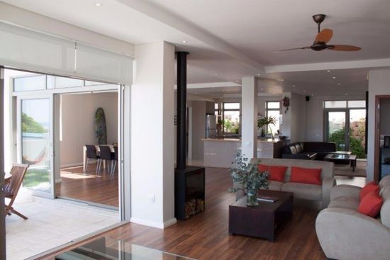 Photo 3 of Palm View Llandudno accommodation in Llandudno, Cape Town with 3 bedrooms and 3 bathrooms