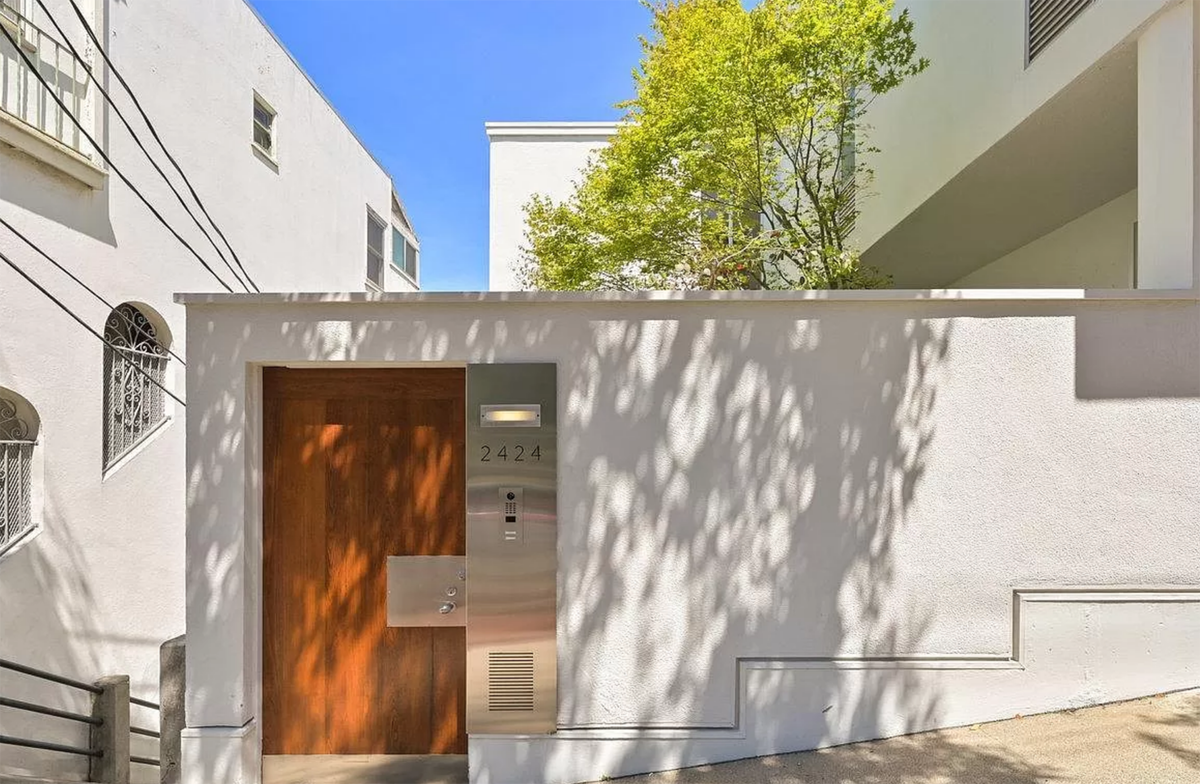 Award Winning Iconic SF Home with views of Bay! gallery image 4