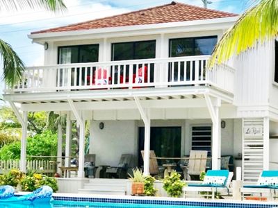 Holiday Time at Le Reve Beach House!