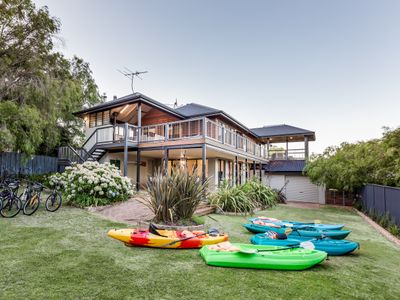 Aqua on Green—Bikes, Kayaks, Ocean Views, and More