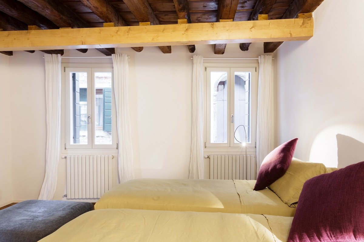 Spacious and central apt in the San Marco district gallery image 5