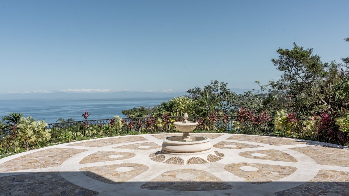 Villa Avalon gallery image 5