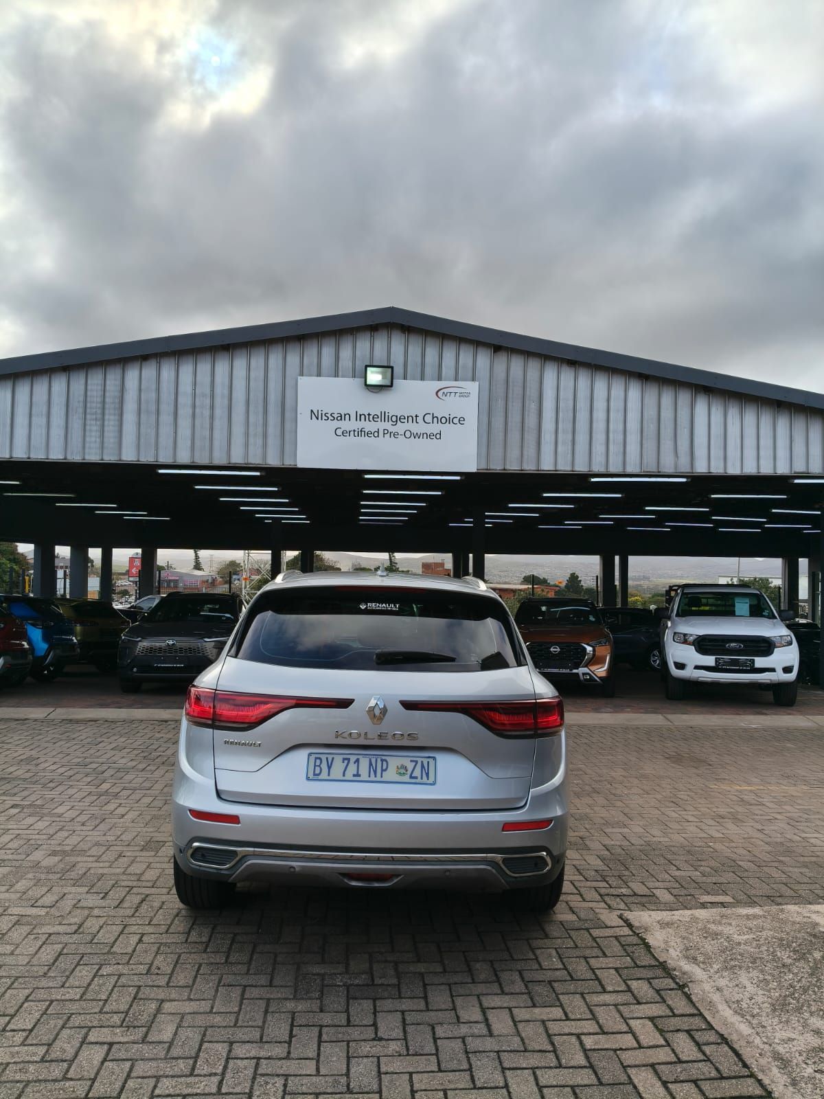 Used car gallery