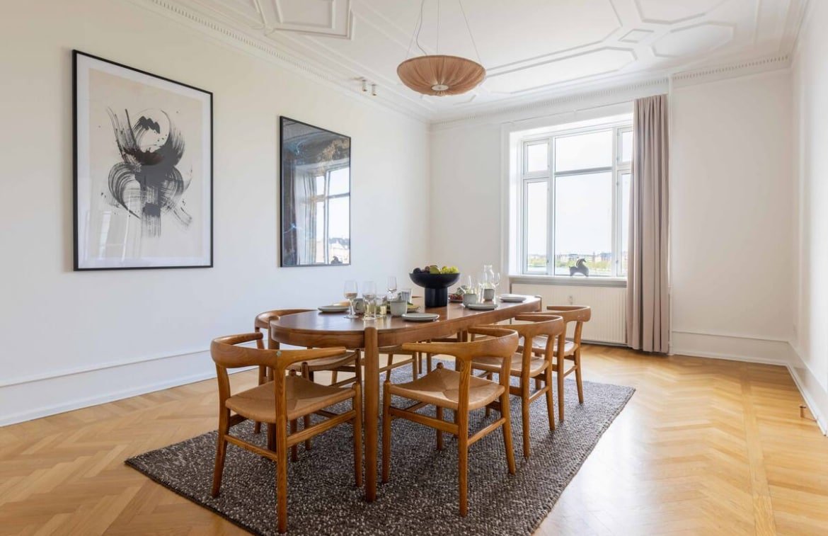 City center apartment 4 bedrooms and elevator gallery image 5