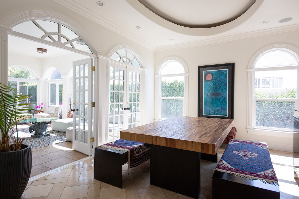 7 bedroom 6 bath 3700 Sq Ft home gallery image 4